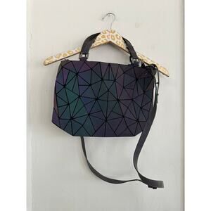 Lumination Women's Shoulder Bag
